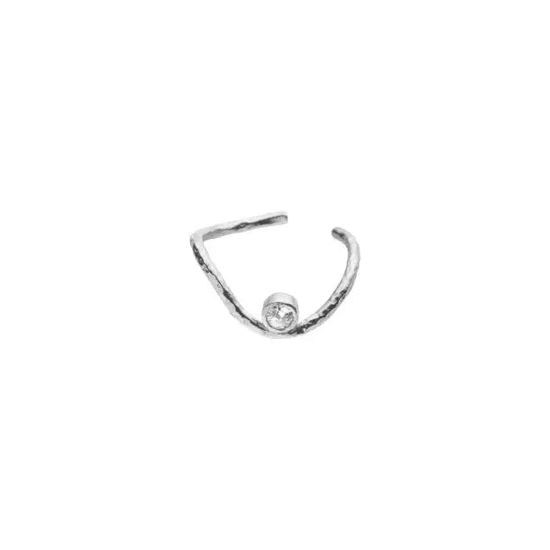 Wavy Ear Cuff w. Stone - Sølv fra Stine A Jewelry
