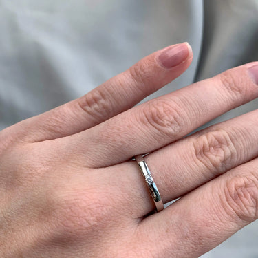 Crown Alliance Ring 0,09 ct. - 14 kt. Hvidguld fra Mads Z Crown