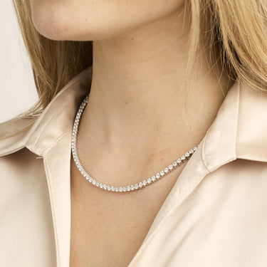 Tennis halskæde 15,8  ct. - 14 kt.  Hvidguld