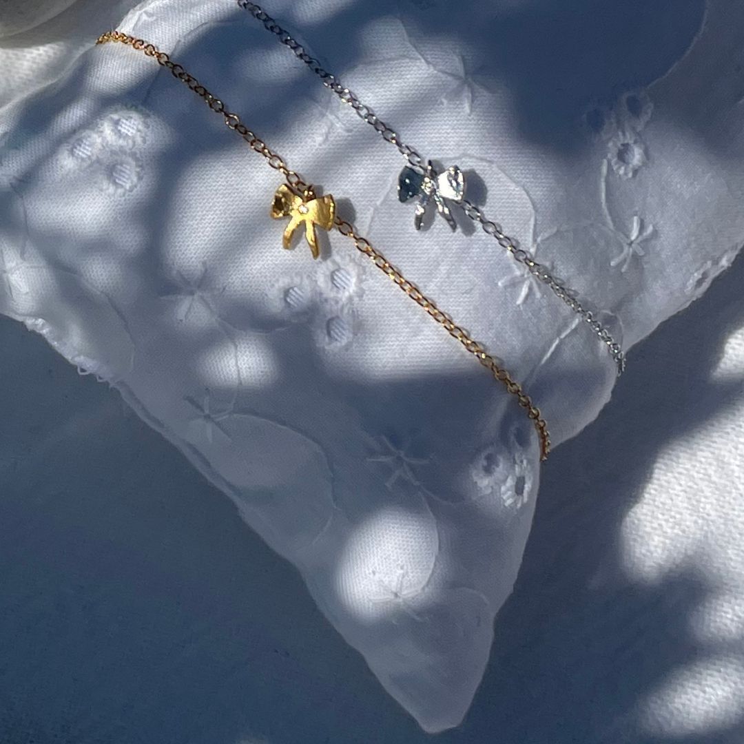 Petit Bow With Stone Armbånd - Sølv fra Stine A Jewelry