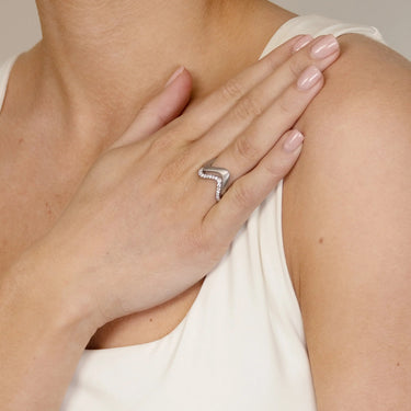 Wave Large Sparkle ring - Sølv fra Bybiehl