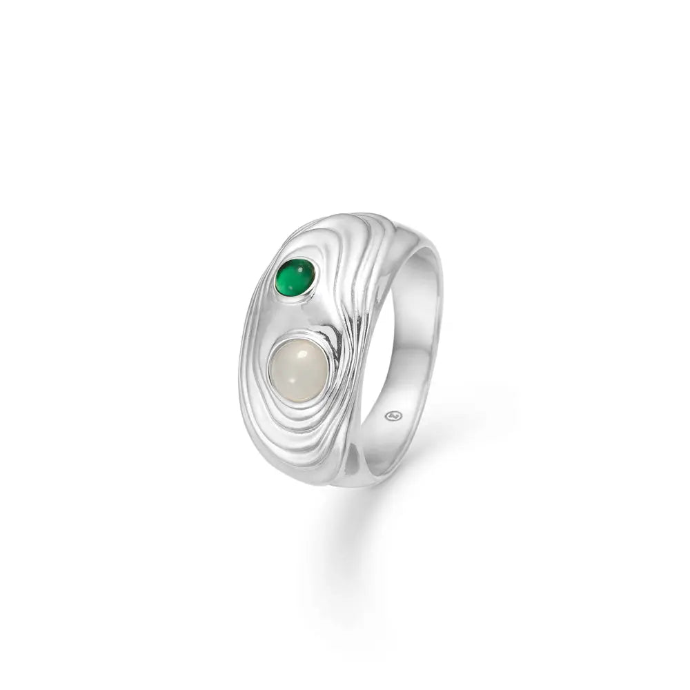 Sølv ring &quot;Shell&quot; m. grøn zirk. fra Mads Z Studio Z