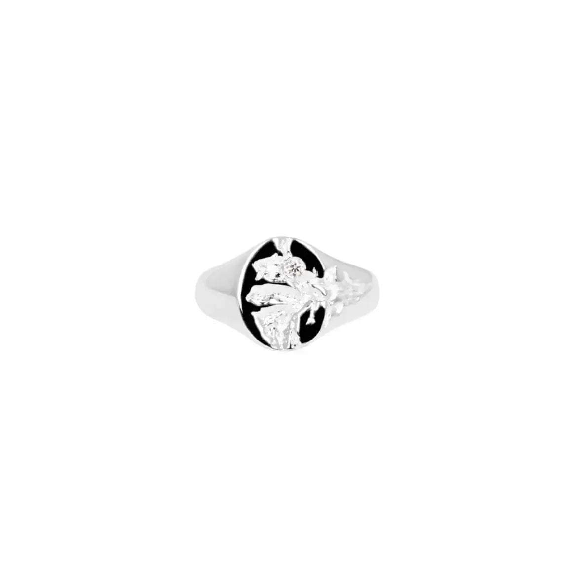 IX Mini Oval Nature Signet Ring - Sølv fra Ix Studios