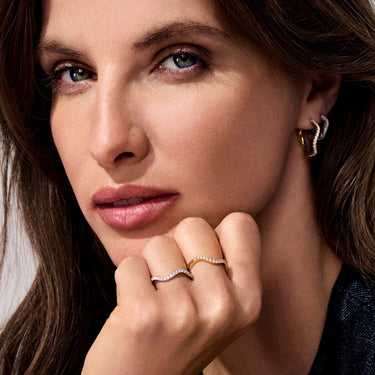Ellera Waves Grande Øreringe - Sølv fra Sif Jakobs Jewellery