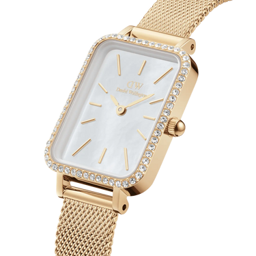 Quadro Lumine Bezel Evergold 20x26 mm - Guld/Perlemor fra Daniel Wellington
